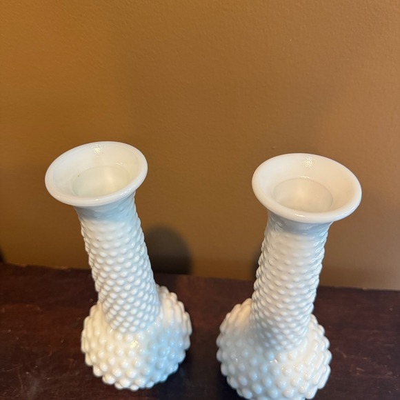 Pair of EO‎ Brady Hobnail Milk Glass Bud Vases Home Decor Vintage White - Picture 5 of 7